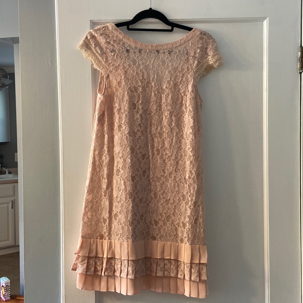 Jessica Simpson lace dress size 6